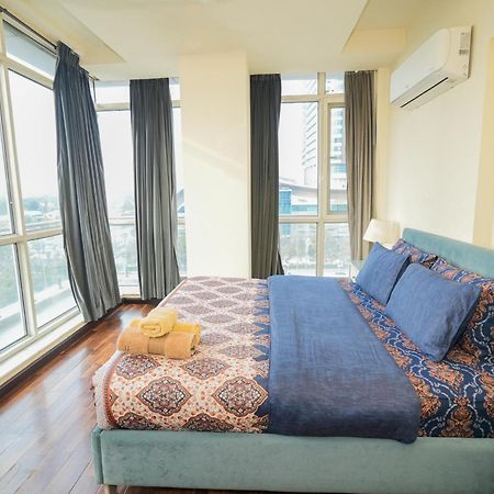 Cozy 2-Bedroom Apartment With King Beds, Balcony & Stunning Views At Elysium Islamabad Eksteriør bilde